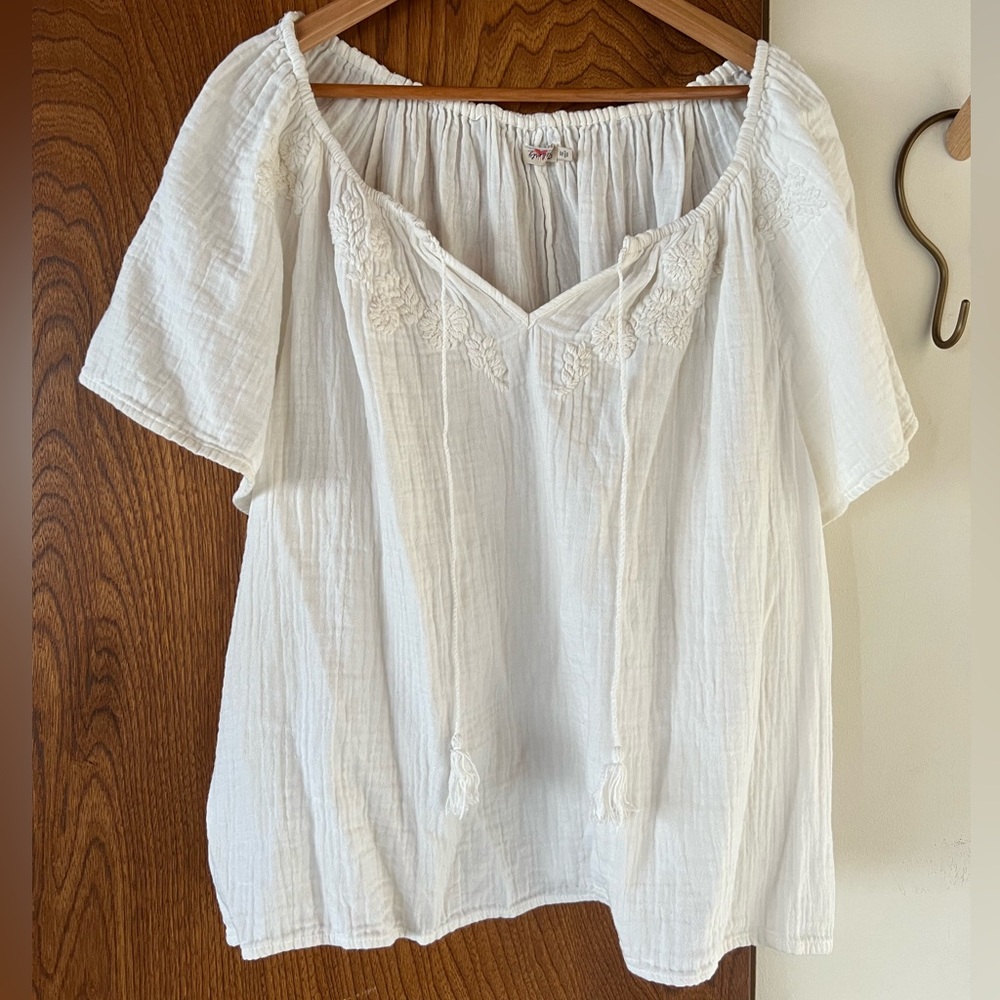 Faherty White Blouse